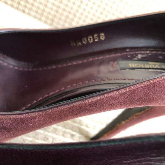 Louis Vuitton Women's Suede Chelsea Button Peep - Picture 7 of 15